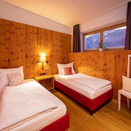 מלון דירות Hapimag Zell Am 4*